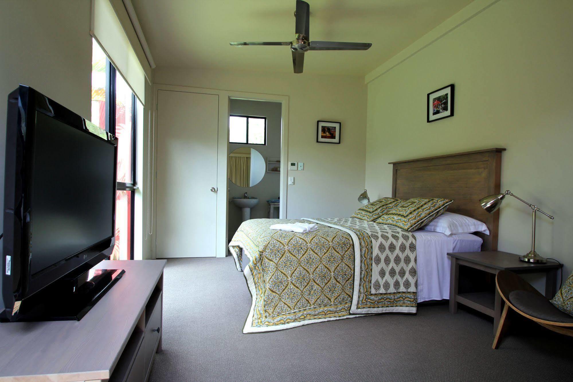 Phoenix Eumundi Bed & Breakfast Dış mekan fotoğraf